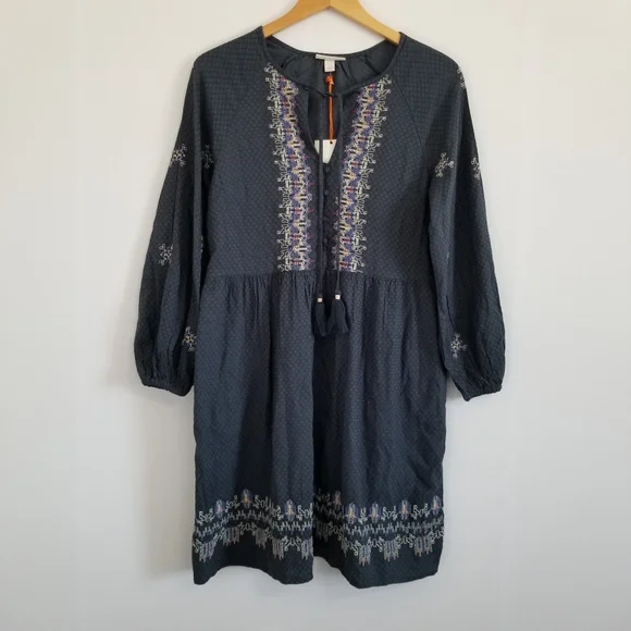 Knox Rose Blue and Purple Embroidered Dress - Picture 2 of 11